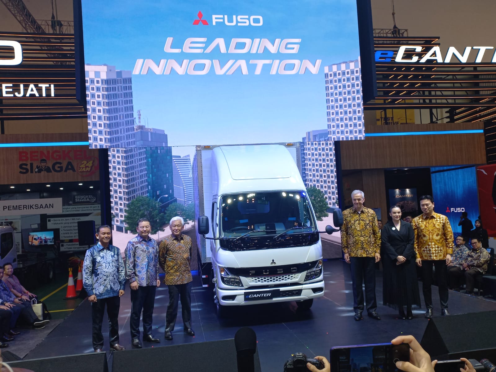 Harga Mitsubishi Fuso eCanter