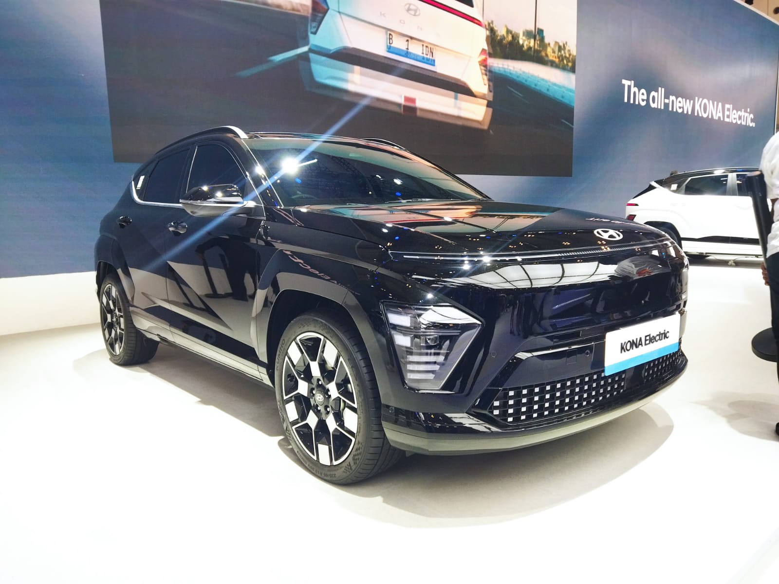 mobil listrik terbaru Hyundai ada di GIIAS Surabaya 2024
