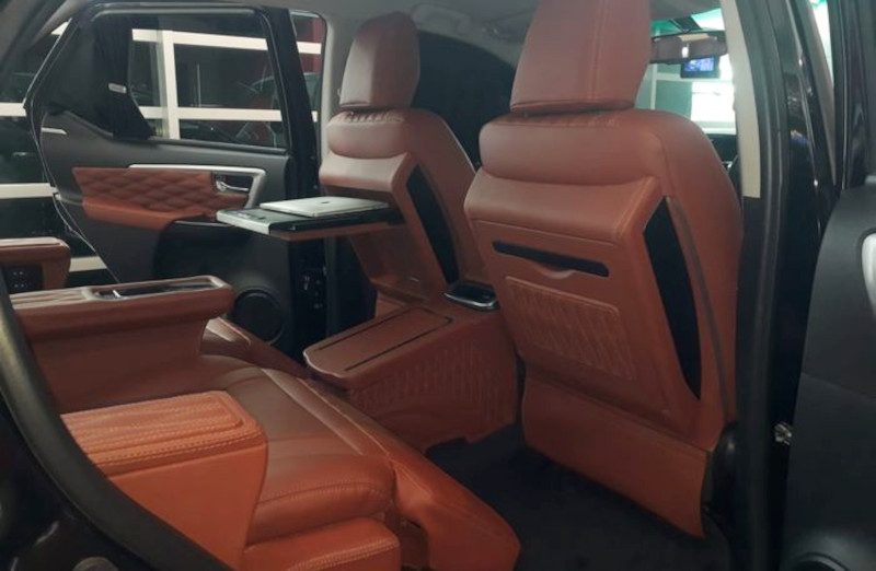 Kabin Mewah Baze Toyota Fortuner