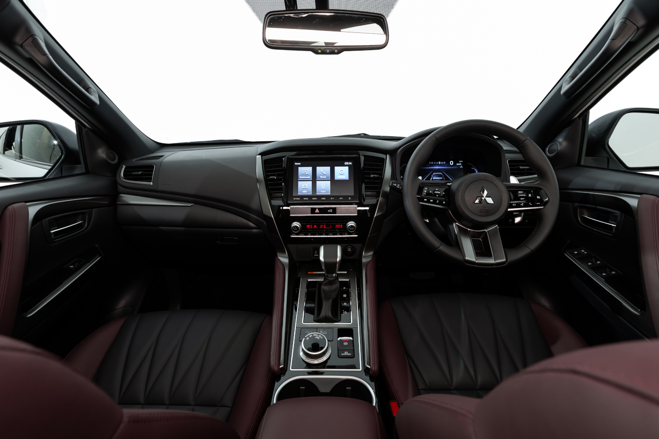 Mengenal Fitur-fitur Unggulan New Mitsubishi Pajero Sport Dengan Keamanan Maksimal Fitur nanoe X hadir pada Dual Zone AC bikin kabin bersih dan segar