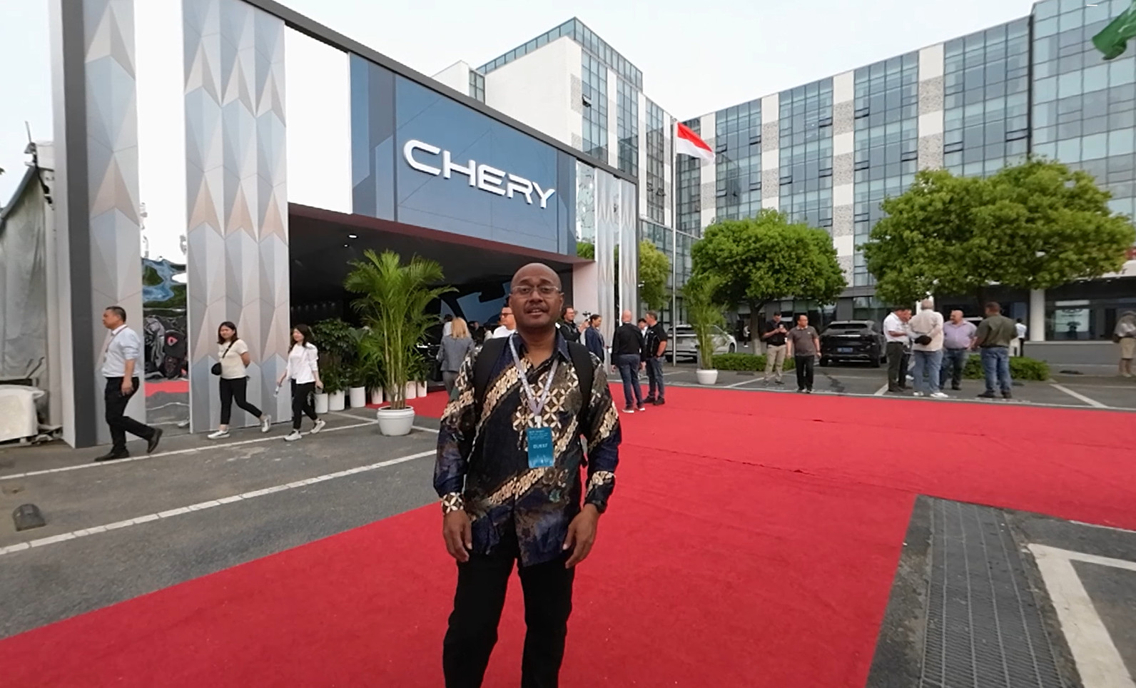 Tim Moladin (Ivan Momot) saat berada di Headquarter Chery International