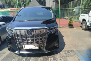 Pelat Mobil ZZ Bukan Prioritas di Jalan Raya, Dilarang Arogan!