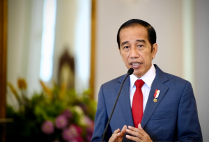 Presiden Jokowi Sebut Belum Ada Pembahasan Wajib Asuransi TPL Bagi Kendaraan