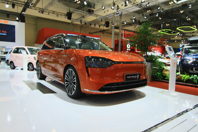 SPK DFSK dan Seres di GIIAS 2024