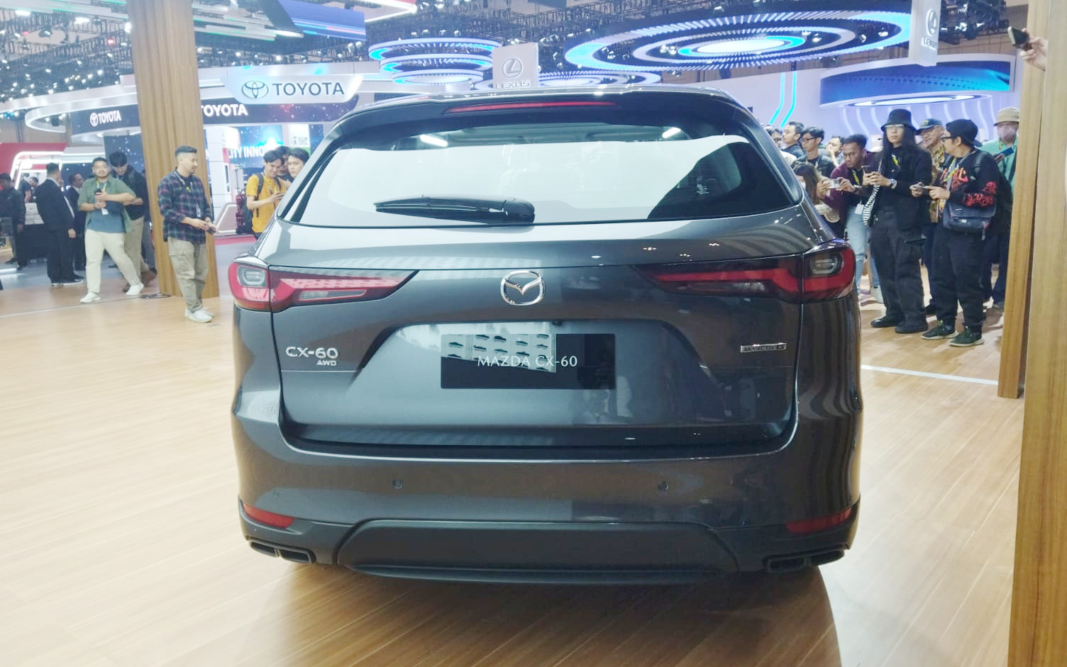 mazdaCX 60 2