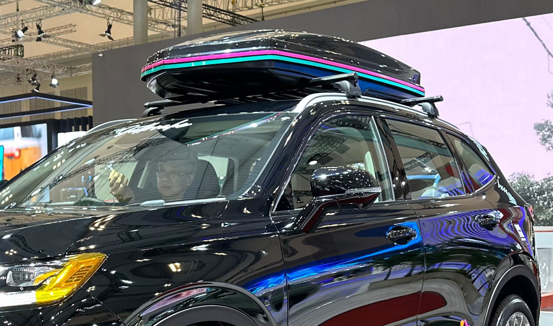 Referensi modifikasi GWM Haval H6 HEV pasang roofbox 