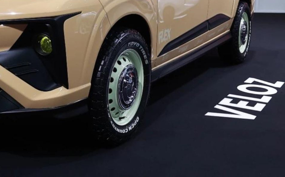 velg kaleng warna hijau mint semakin menyempurnakan tampilan jadul Veloz FLex Concept 
