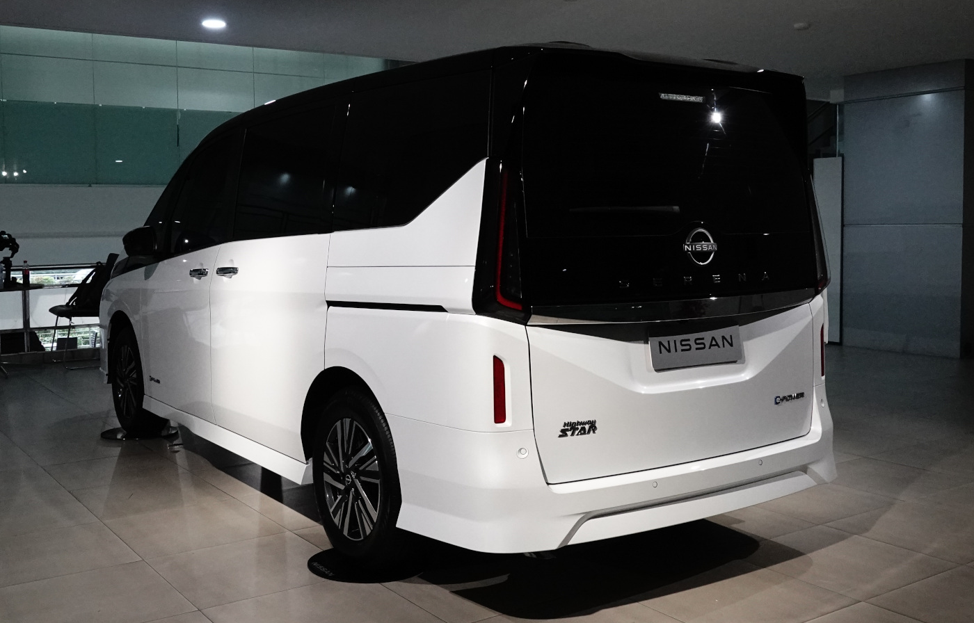 Buritan Nissan Serena e-Power