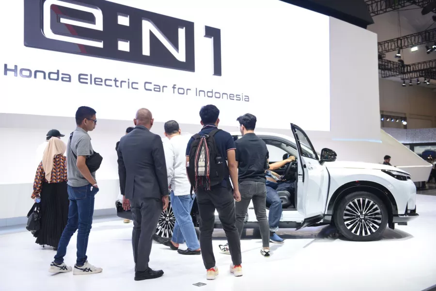 SUV listrik Honda ini kerap jadi perhatian pengunjung