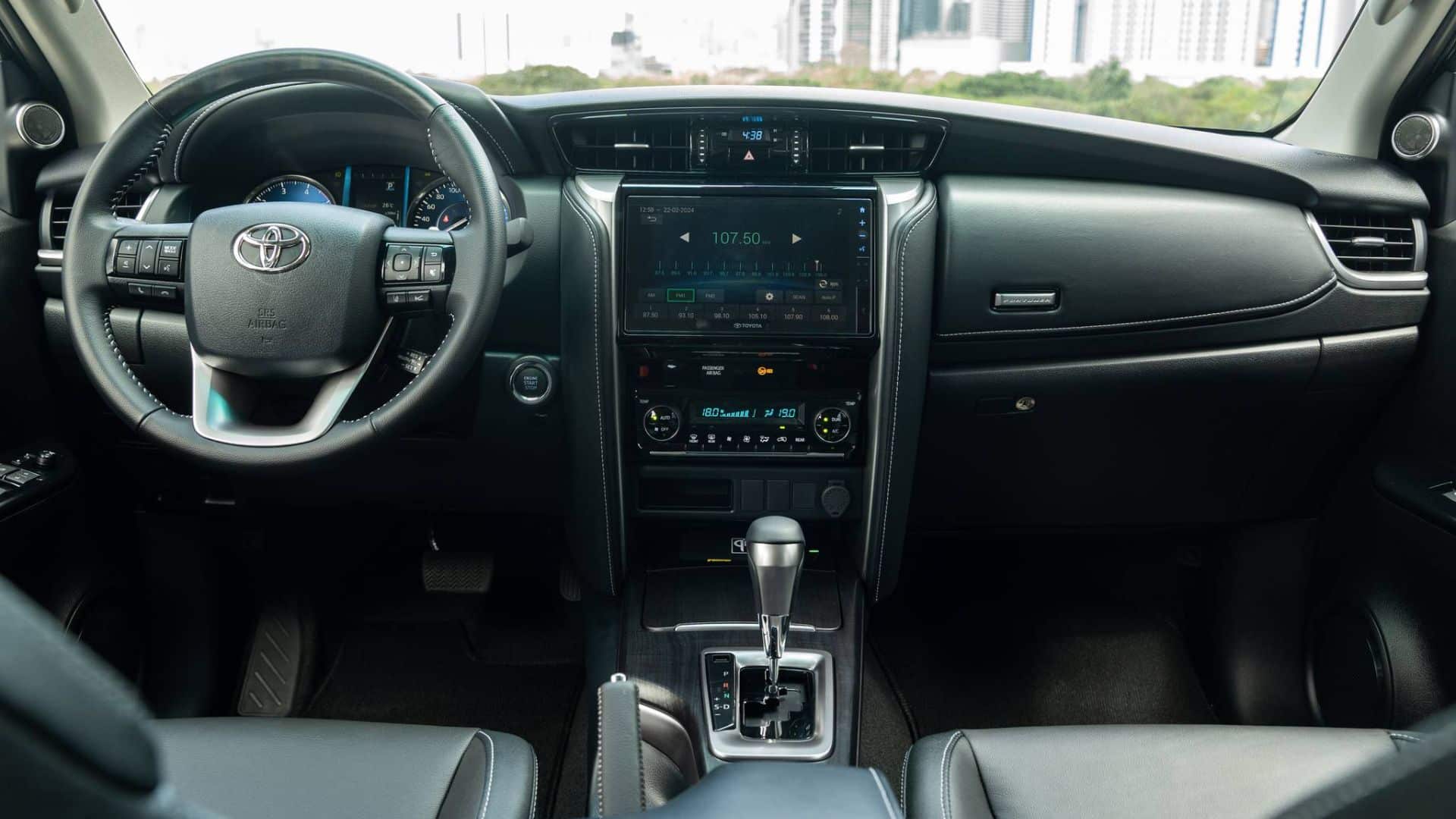 Kabin Fortuner Q punya kayar 9 inci