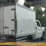 Toyota Hilux Rangga Santai Melaju di Jalan Tol, Harga Resmi Diumumkan di GIIAS 2024 ?