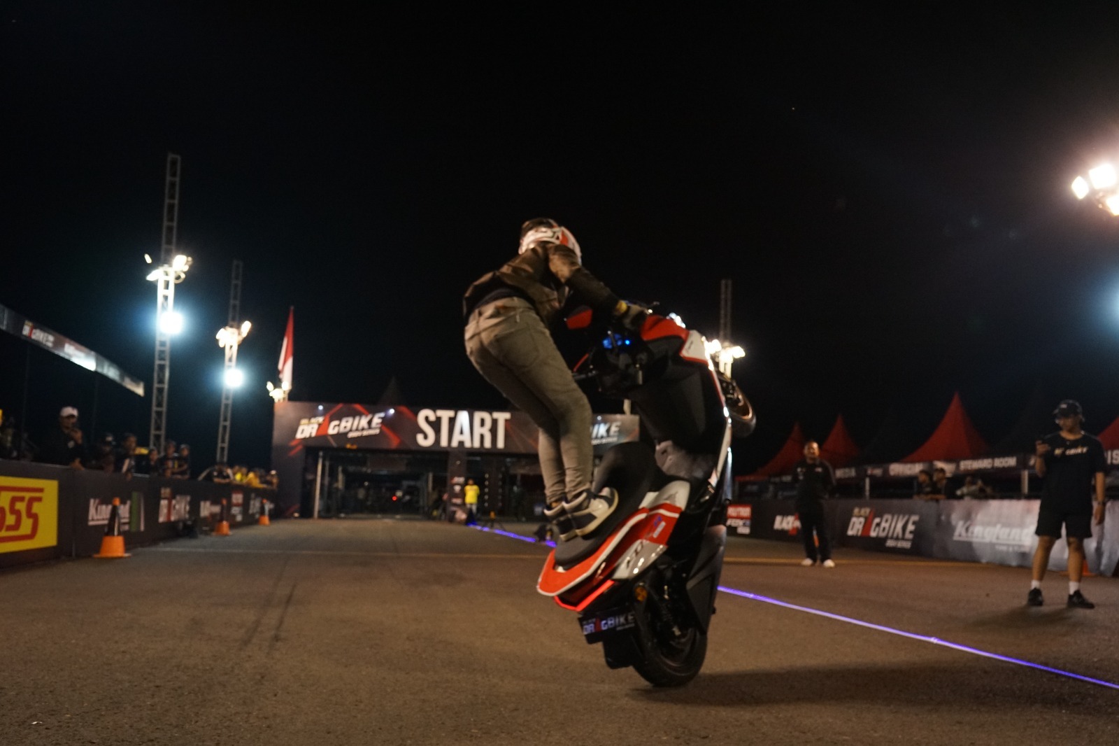 Motor listrik Polytron Fox-R bisa dikapai drag race