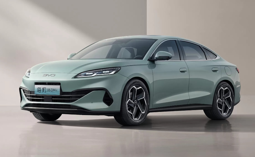 BYD Seal 06 masuk daftar mobil PHEV terlaris di Cina