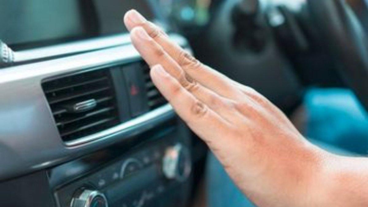 Bahaya Menghidupkan AC Mobil Langsung Sehabis Parkir di Terik Matahari, Jangan Jadi Kebiasaan nanti Bikin Rugi! ac mobil