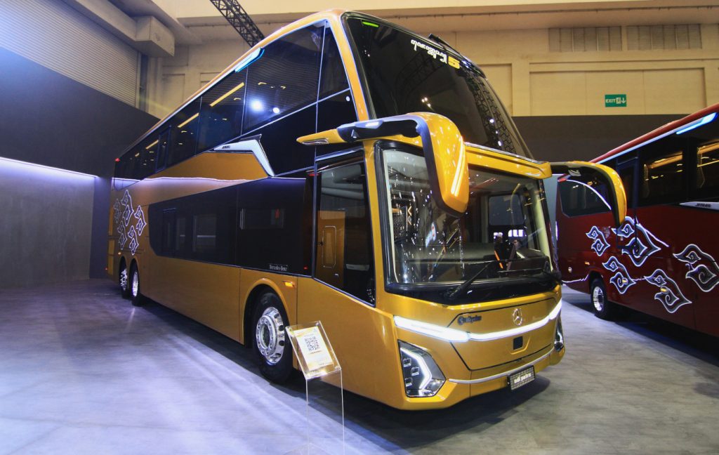 Bedah Mercedes-Benz Bus 0500 RSD 2445 Pertama di Indonesia Pakai ADAS