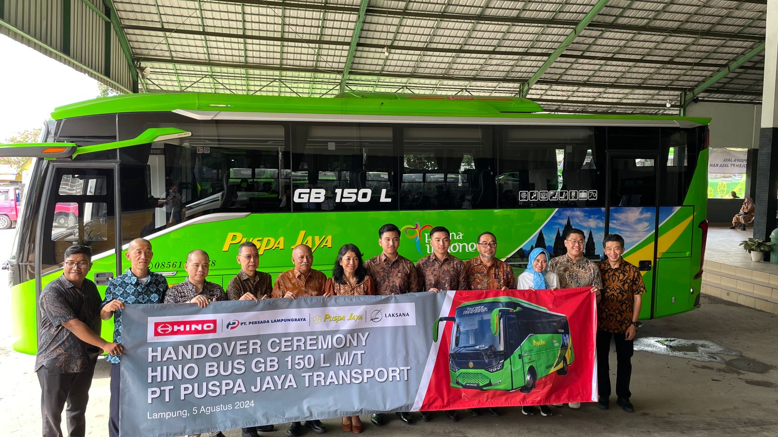 PO Puspa Jaya Lampung Tambah Armada Baru Hino GB Bus 150 L Pakai Roh Laksana Kehadiran dua baru PO Puspa Jaya kini menggenapi 11 unit total armada