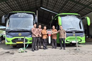 PO Puspa Jaya Lampung Tambah Armada Baru Hino GB Bus 150 L Pakai Roh Laksana