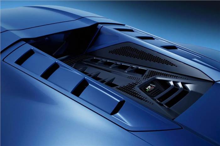 Spesifikasi Lamborghini Temerario Sang Penerus Huracan Berjantung V8 PHEV Mesin bakar Lamborghini Temerario sudah menyemburkan tenaga 800 hp rentang 9.000-9.750 rpm