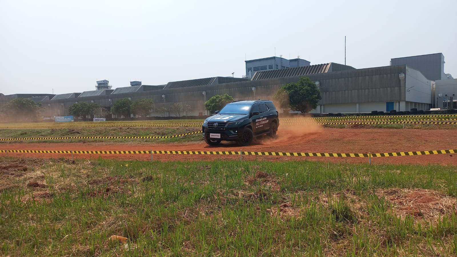 Ban Bridgestone Dueler A/T200