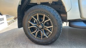 Uji Performa Ban Bridgestone Dueler A/T200 Cocok di Aspal dan Tanah