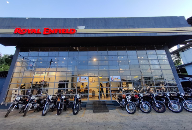 Harga motor Royal Enfield bulan Agustus 2024