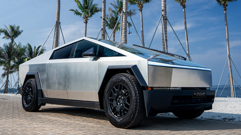 Glamour Boutiqe datangkan Tesla Cybertruck