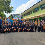 KTB Donasikan 1 Unit Fighter X ke SMK di Makassar Untuk Dukung Sekolah Kejuruan Otomotif - Tuwaga