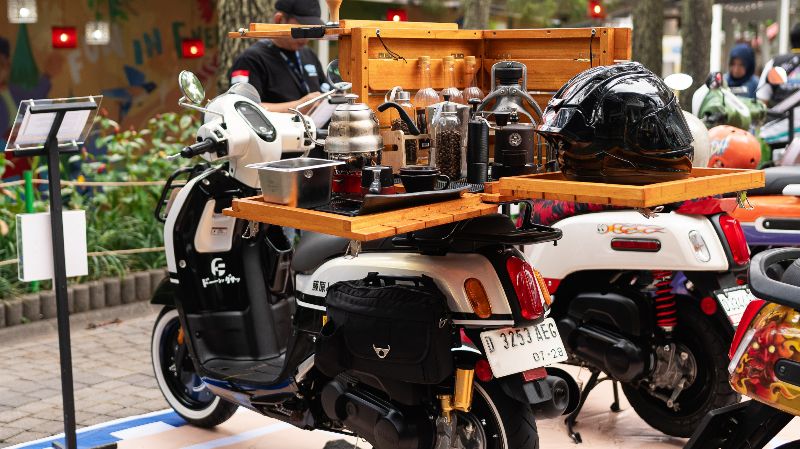 Lenggak-Lenggok Skutik Modifikasi Lifestyle di Yamaha Fazzio Modifest Bandung image1002