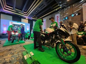 Juara Kontes Mekanik Castrol, SMKN 4 Jakarta Kunjungi Paddock MotoGP Mandalika 2024