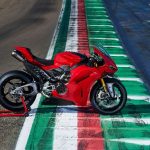 Review Ducati Panigale V4, Revolusi Teknologi Superbike Jalan Raya - Tuwaga