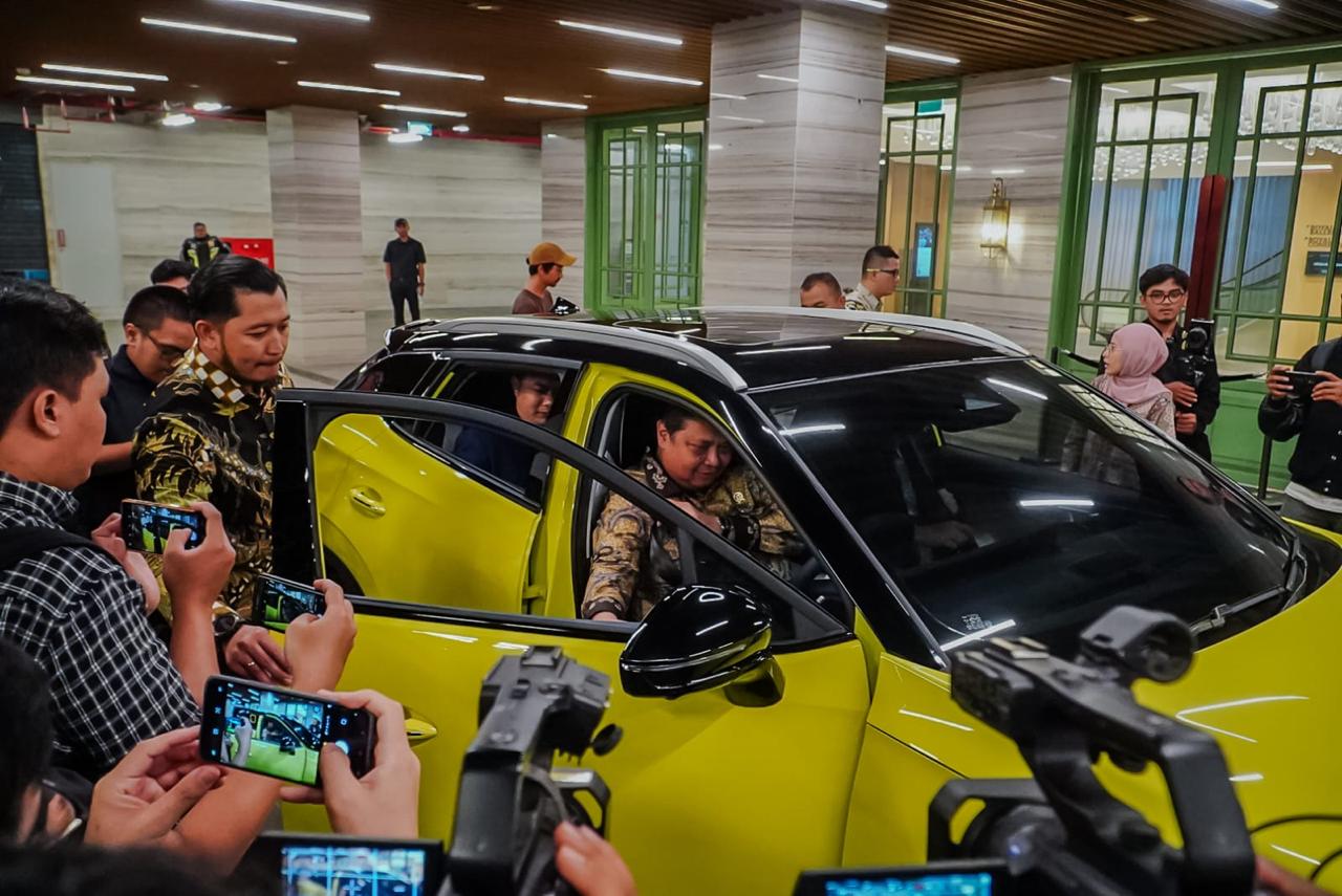 Koleksi mobil Airlangga