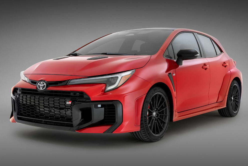 Toyota GR Corolla 2025 Tampil Baru, Torsi Melejit Ada Opsi Transmisi Otomatis