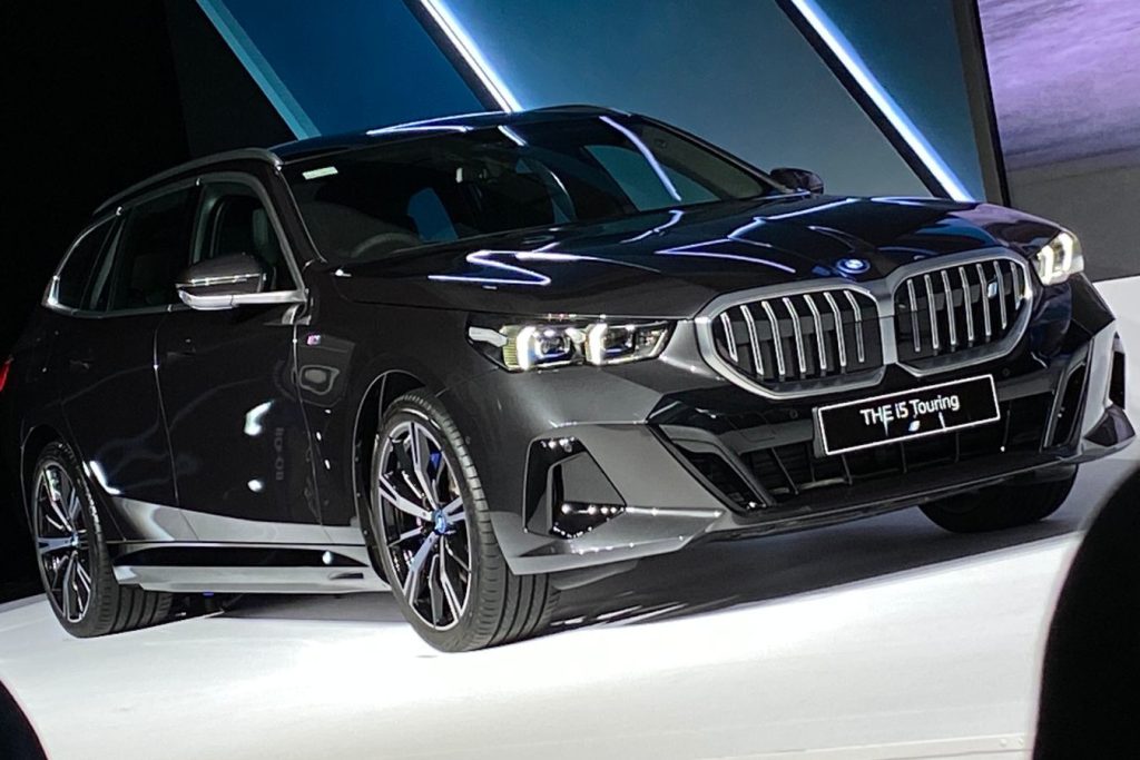Harga BMW i5 Touring
