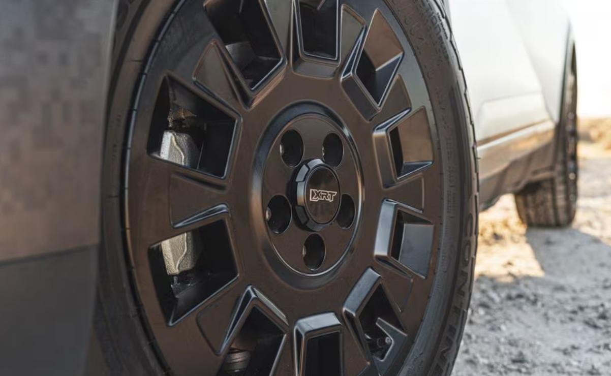 Ioniq 5 XRT dapat velg baru 18 inci dan ban AT dari Continental