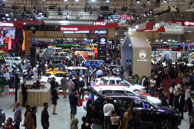 kredit mobil bisa sampai 8 tahun