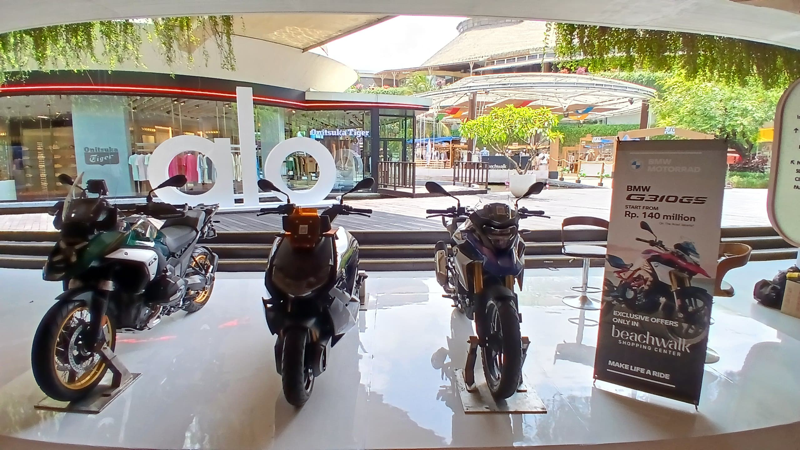 Pop-Up Store Plus BMW Motorrad Indonesia