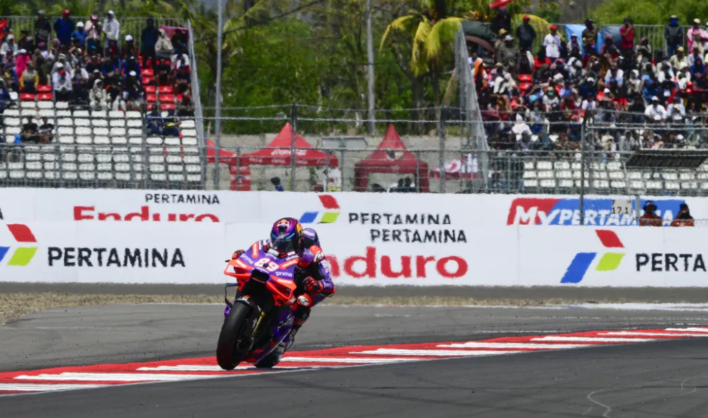 Jorge Martin sukses lepas dari tekanan rookie Pedro Acosta di MotoGP Mandalika 2024