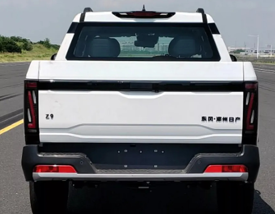 Buritan mendapatkan lampu belakang LED model vertikal 