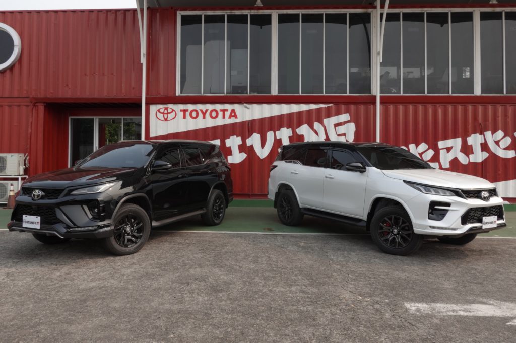 Harga Toyota Fortuner semua varian terbaru