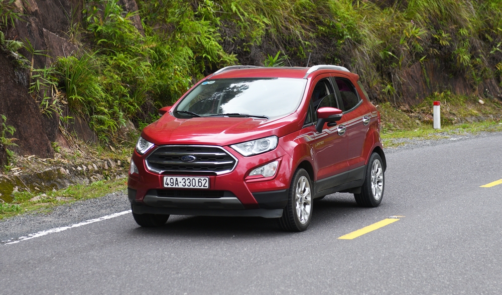 10 Daftar Mobil Bekas Harga 200 Jutaan: Pilihan Terbaik di Tahun 2024 Ford Ecosport