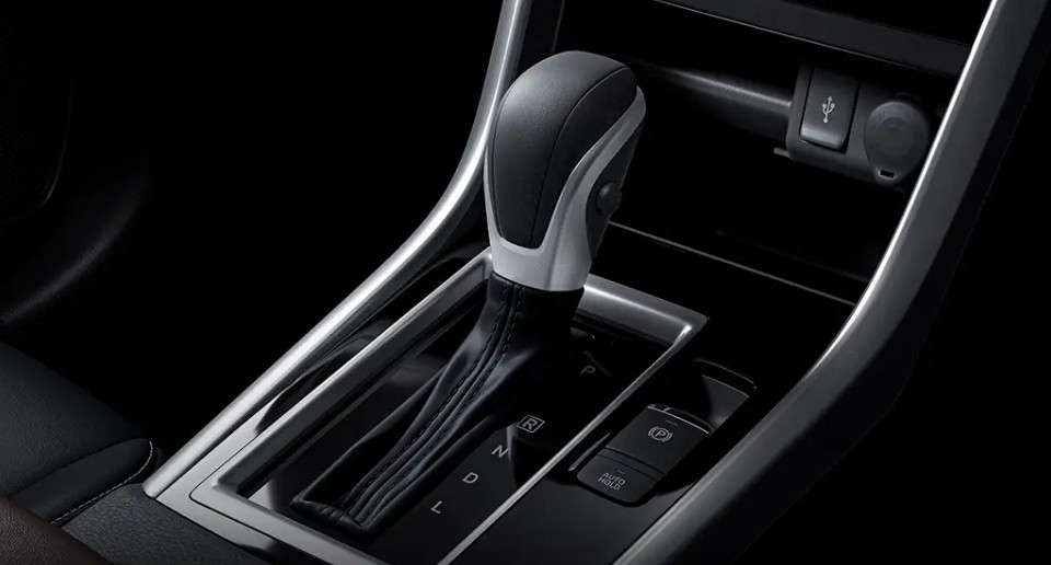 Dengan mesin sama, Mitsubishi Motors Malaysia tetap mengusung transmisi otomatis 4 percepatan