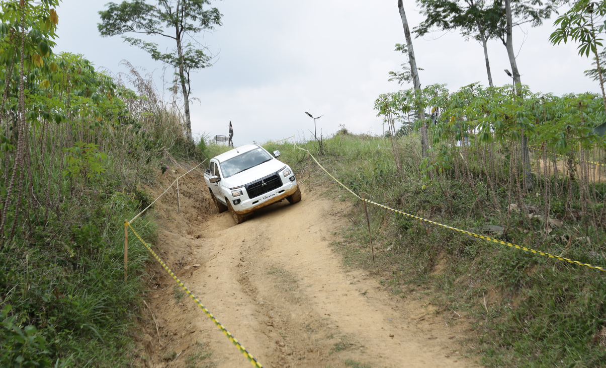 Triton baru didukung improvement pada sistem suspensi untuk  meningkatkan stabilitas berkendara