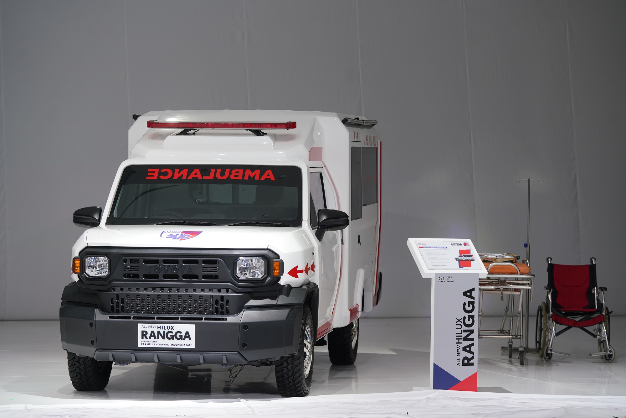 Toyota Hilux Rangga siap dikonversi berbagai model seperti jadi Ambulans, SUV, Storing Cars dan lain sebagainya