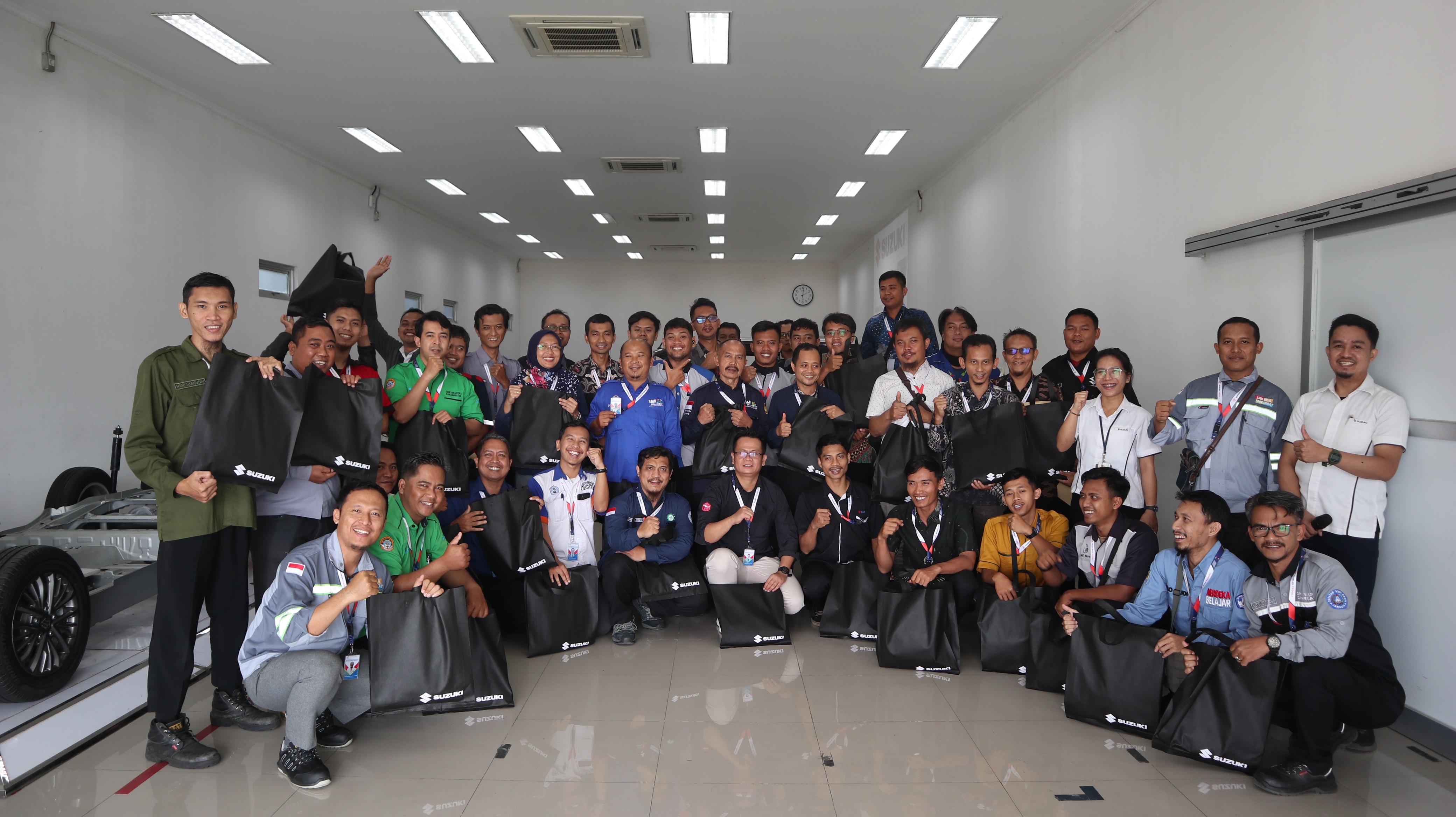 Guru SMK di Pabrik Suzuki 1