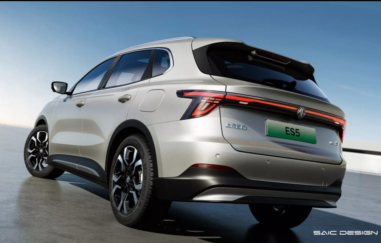 Dimensi panjag MG ES5 lebih panjang dari ZS EV