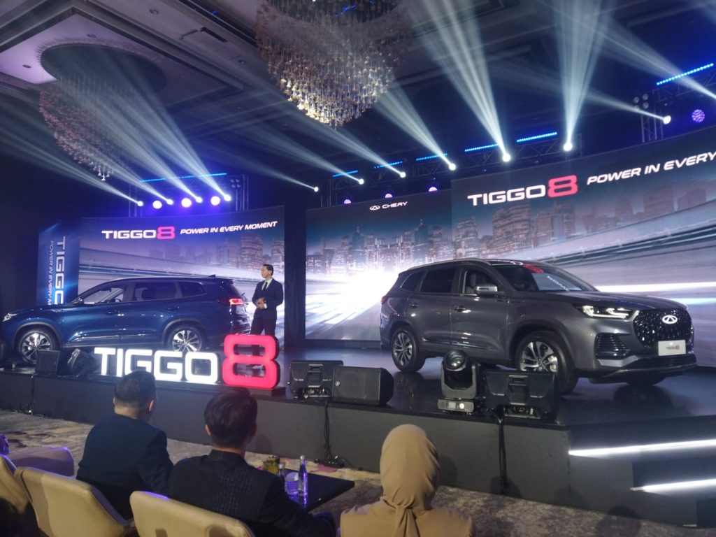 Harga Chery Tiggo 8 Lebih Murah Dibanding Xpander Cross