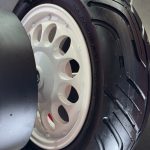 Ban ini memiliki beberapa keunggulan