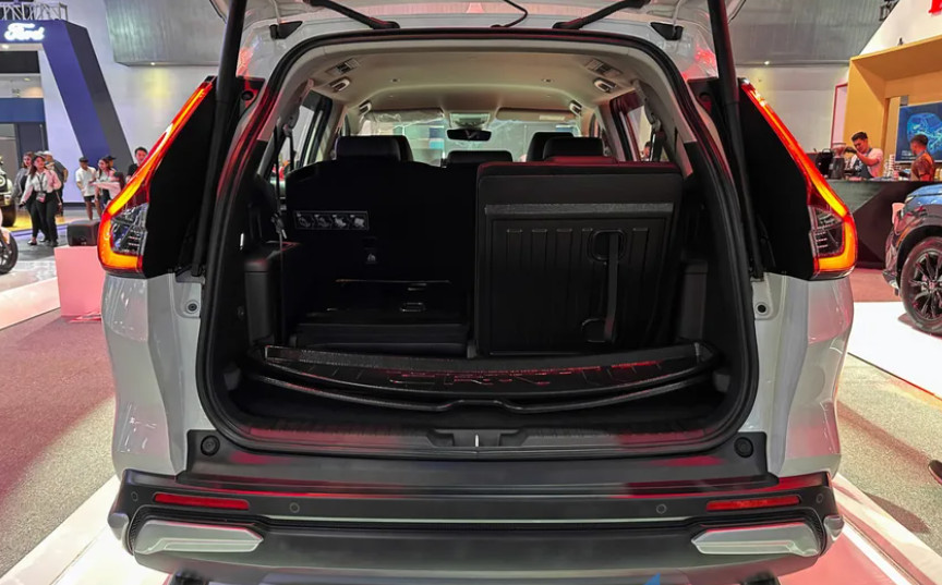 Area belakang cukup diberi aksesori