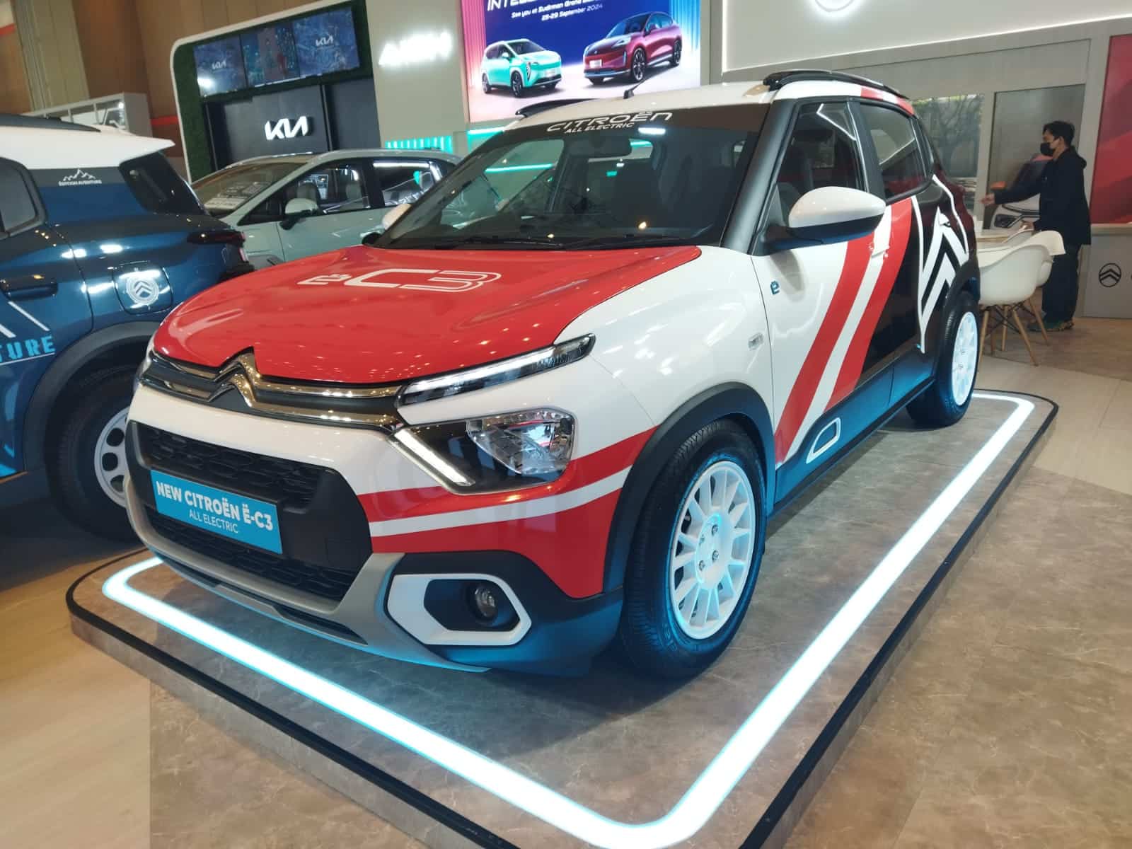 Mobil listrik Citroen E-C3 Le Sportif jadi atraktif