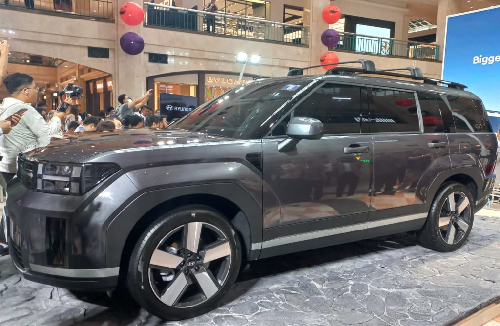 Akselerasi Dari 2 Varian Mesin Hyundai Santa Fe Baru